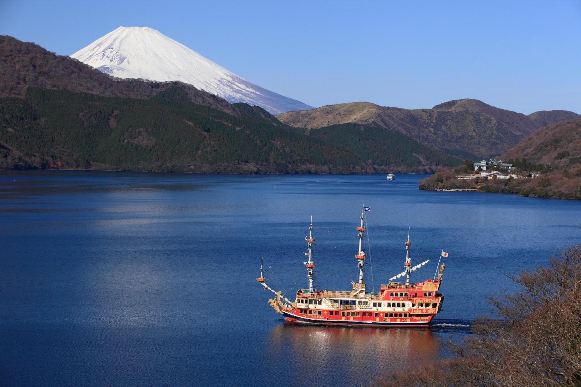 Отель Oku Yugawara Sansuirou Экстерьер фото